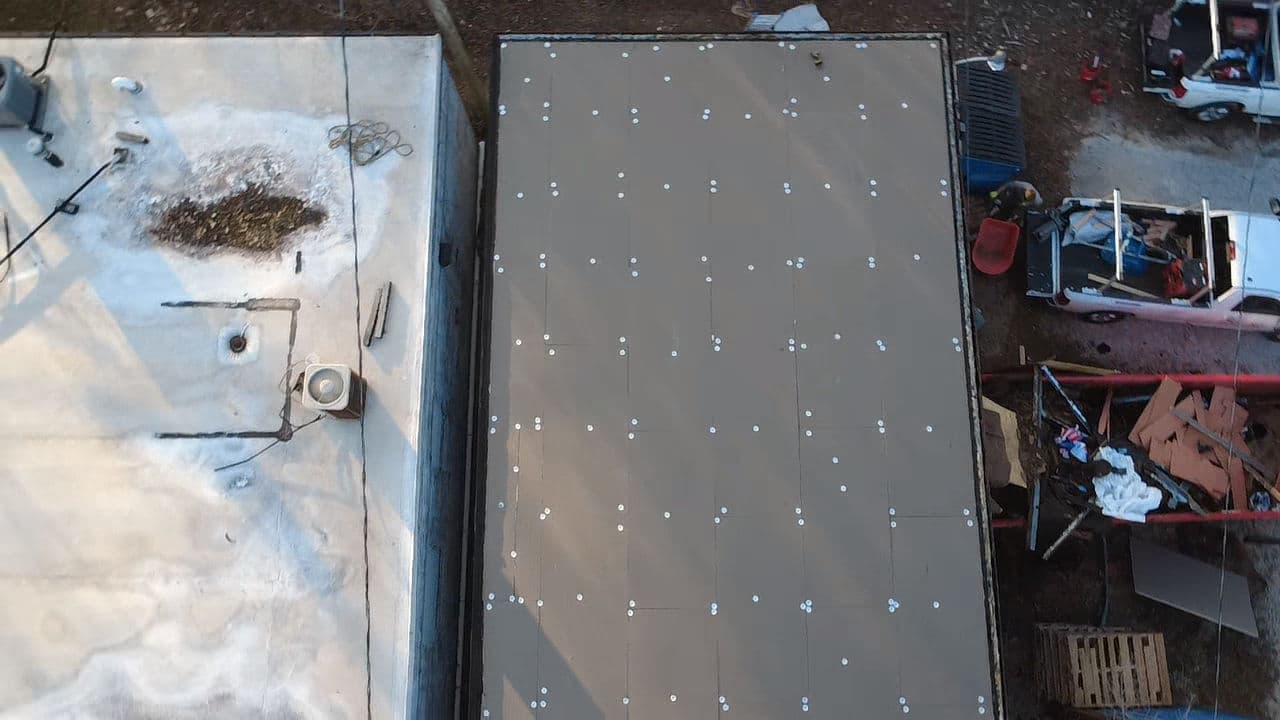 Gallery photos for Expert Flat Roofing: Say Goodbye to Leaks: Image #1